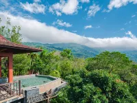 Baoting Rainforest Fairyland Resort & Spa Qixian Mount Hotéis em Condado de Baoting Li e Miao