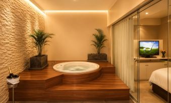 Sol de Oro Hotel & Suites