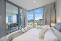 Spacious 3BR in Barangaroo | Free Parking | CBD