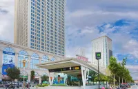 Huancheng Cloud E-sports Movie Hotel (Shijiazhuang Station Tatan Commercial City Store) のホテル