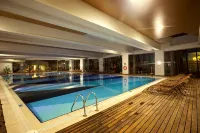 Limak Lara Deluxe Hotel & Resort Antalya - สระว่ายน้ำส่วนตัว