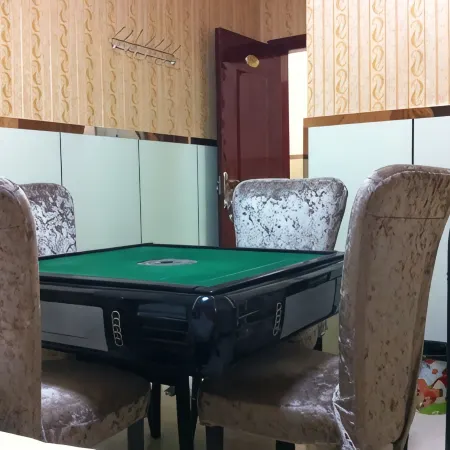 Fengqiu Yixiao Homeland Hotel