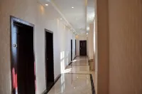 Jilong Legend Hotel - parking