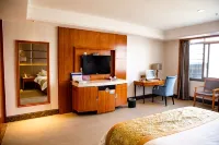 East to Hongqinglou Hotel - parcheggio