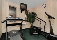 Wingate by Wyndham Clearfield - Gym