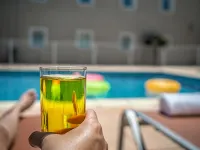 ibis Orange Sud - Pools