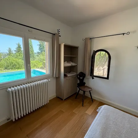 Provencal villa for 10 people with swimming pool and garden in Grasse