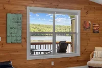 Private Hot Tub!  Kayaks. Serene Lakefront. Pool.