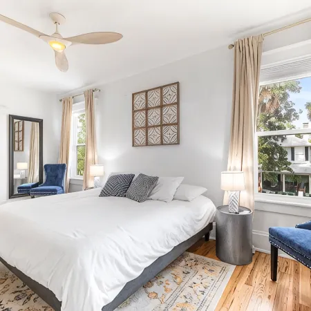 Chic+Eco Friendly! Chefs Kitchen•Quick Walk to Old City and Public Park!