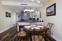 Salty Sands-Cozy 2-bedroom condo with WiFi, fitness room, directly on the beach! - balcony