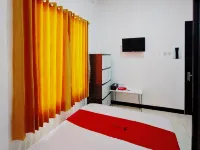 RedDoorz at Jati Mas Alun Alun Bojonegoro