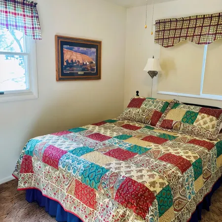 Osage Retreat-Cozy home minutes from Fort Peck Lake