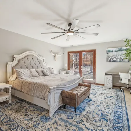 Private Home Nestled on 25 wooded acres. HOT TUB AND POOL TABLE.