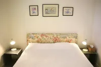 Sea view garden apartment with pool option. Near beach between Nice and Monaco