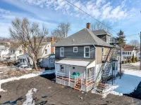 Welcome to Hat City Danbury | A Suburban Retreat Close to It All