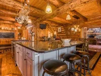 Kresge Luxurious Grand Cabin at Stratton and Bromley Mountains. Hotels in Winhall