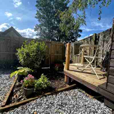 Romani Retreat Bow Top Gypsy Caravan Alnmouth Beach Hotel Exterior
