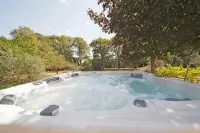 Villa  Air-Conditioned Swimming Pool Spa Boules Court Terraces Park Wifi - 8 People - 빌라