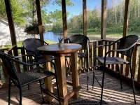 Beautiful RV on the Esopus Creekearly Season Special!  199/Night in May-June - Wifi