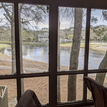 Perfect Vacation Rental! Beach, Golf, Pool & more. Pet friendly!