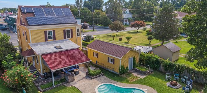 Spacious Victorian in the heart of Catskill Village - Close to All Hotel di Catskill