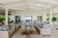 Beachfront Coastal Dream Villa!