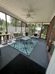 “New” Elizabethtown Poplar Place! - 民泊