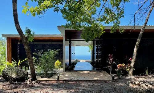 Luxury 4Br Ocean View Villa • Infinity Pool • 5Min to Beach • Sunset Views