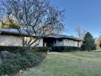 Country home w/beautiful views, close to town, reservoir and Natchez Trace - 3-Star