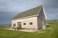 卡伯特之路可賞壯麗日落的全新海濱柱樑式度假小屋 - 民宿