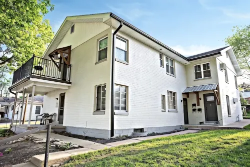 New Hagerstown Apartment - Self Check-in. Sleeps 4+ - Apartments