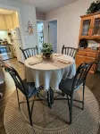 Charming 2-Bedroom Apartment with AC, Wifi, Security Cameras at Entrances. - 3-Star