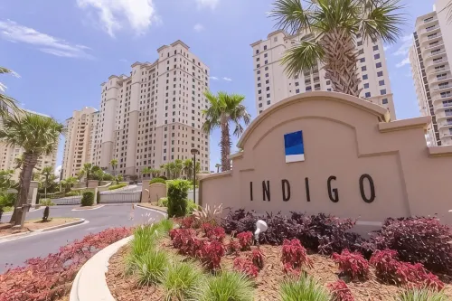 Special4/25-5/9 Indigo 504E Beach Front!Bonus Den,Best View&Amenities Huge Pool!