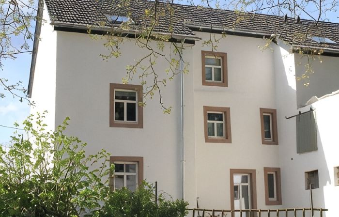 Cozy Eifel vacation apartment; modern standard in a historic ambience!