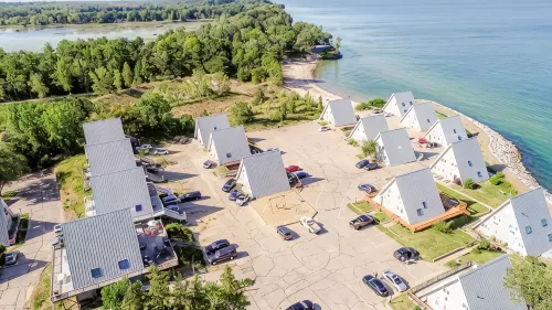 Gorgeous Lake Michigan Views: Completely Remodeled and Steps from the Beach!