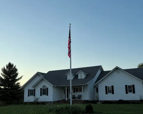 Fully custom modern four bedroom home on 13 acres with a stocked pond. Hotels in Jackson County