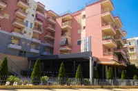 New Donantelo Hotel - 3-Star