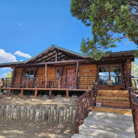Oliver Lee cabin