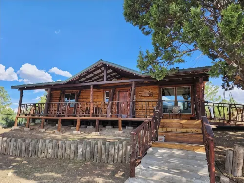 Oliver Lee cabin