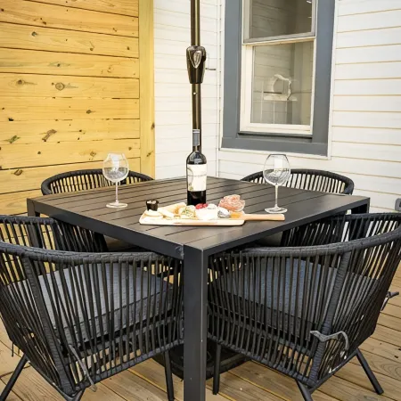 Beautiful Remodeled Downtown Frederick Cottage (Pet-Friendly) Hotels in Frederick