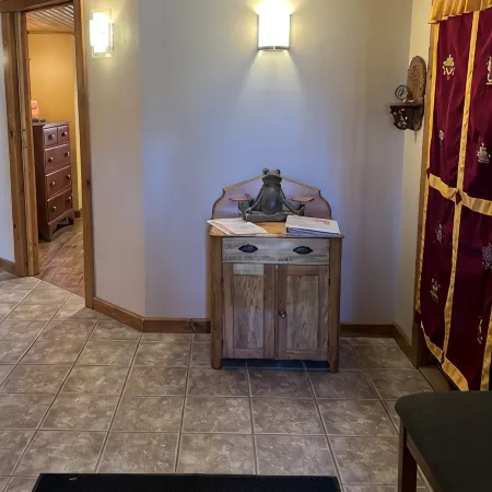 Village Nook,1 BR Apt.-on the Rail Trail, easy walk downtown.