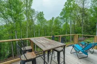Spirit of the River, Direct River Access, Fire Pit, Fish, Swim, Grill, WiFi!
