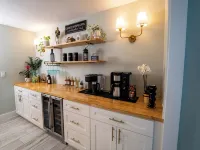 Heated Pool+Spa+BeachWalk+Bikes+MiniGolf+Beach Essentials &Toys+Outdoor Kitchen - 4-Star