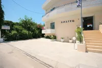 Balito Apartments - 3-Star