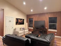 Spacious 6Br Home w 2 Large Living Areas & 3 Bath