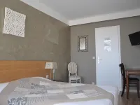 Hotel Regina Hotels in Сет