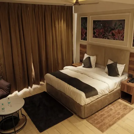 Vardaan Residency Hotel