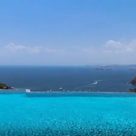 Extraordinary 2br Condo in Ocotal with amazing Bay and Ocean Views!