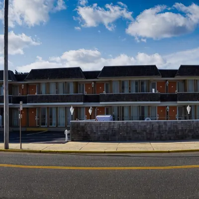 Charlroy Motel Hotels near Seaside Park