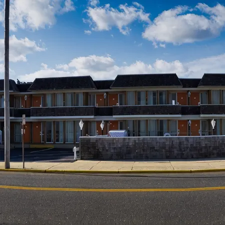 Charlroy Motel